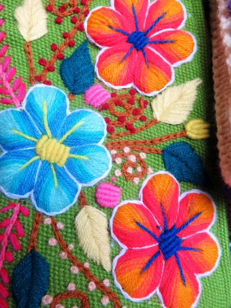 Peruánské ručně vyrobené květina vlněná tkanina — Stock fotografie