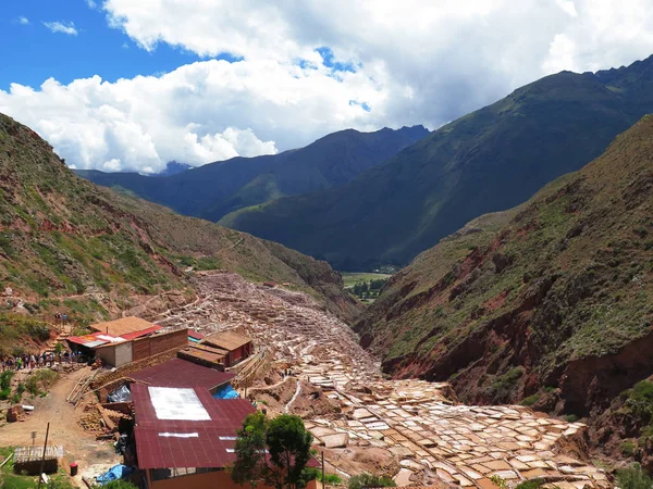 Estanque de sal, Maras, Valle Sagrado, Región del Cusco, Perú — Foto de Stock