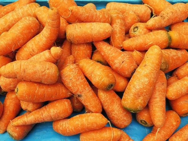 Fresh carrots background — Stock Photo, Image