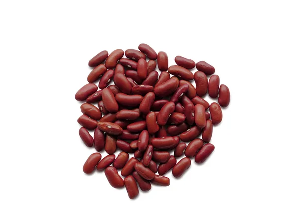 Close-up van rauwe rode Kidney bonen geïsoleerd op witte achtergrond — Stockfoto