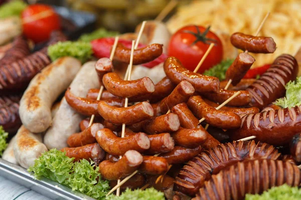 Delicious grilled sausages and Vegetable. Delicious food. — Stock Photo, Image