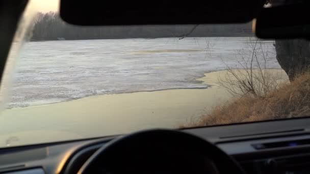 Arabadaki Gün Batımında Bahar Nehri Nin Görünümü — Stok video