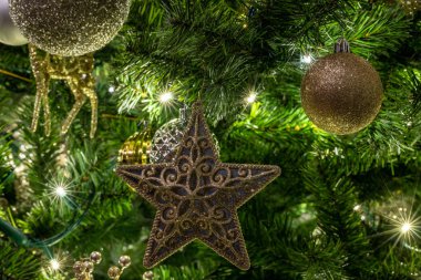 Işıklı Noel Ağacının Detayları 