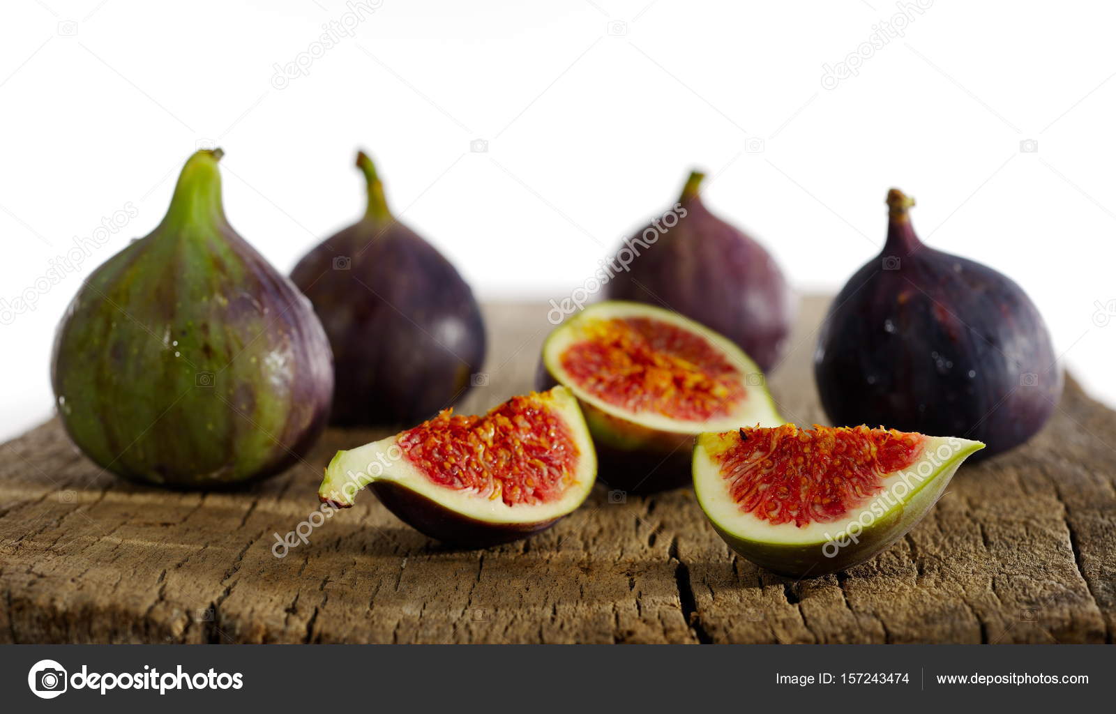 Fresh figs and pomegranate — Stock Photo © bereta 157243474