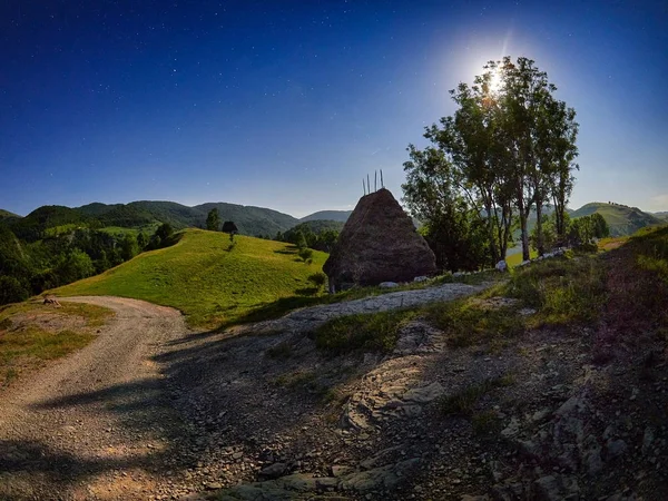Horská Krajina Podzim Noci Rumunsko Dlouhá Expozice Obrazu — Stock fotografie
