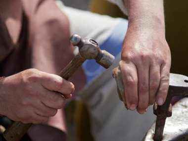 Bit pazarı, eski demirci 