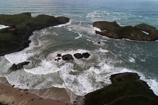 Plage sur la côte nord espagnole — Photo