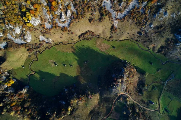 Paysage de montagne en automne matin — Photo