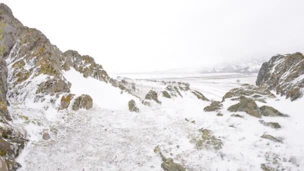 Late Sneeuw Takje Pricopane Macin Mountains Dobrogea Roemenië — Stockvideo