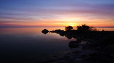 Sonbaharda dağ manzarası