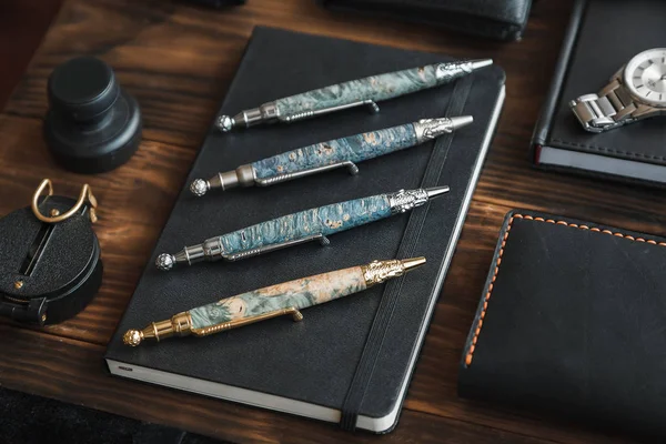 Pen set luxury