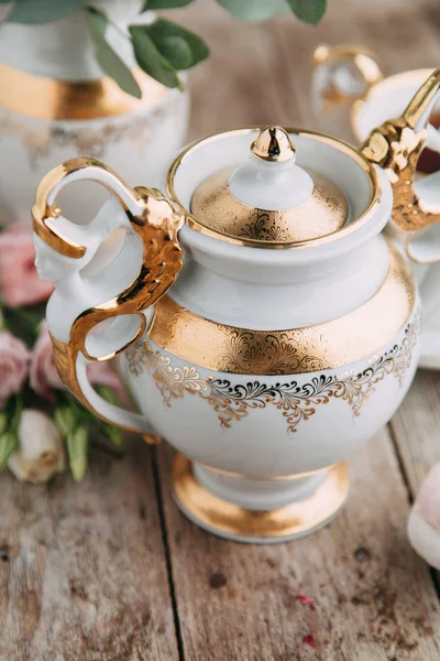 bileşiminde çay seti