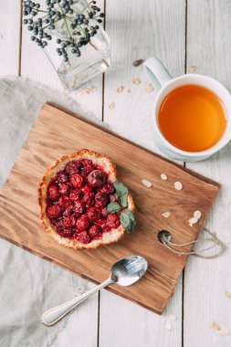 diyet vişneli pasta