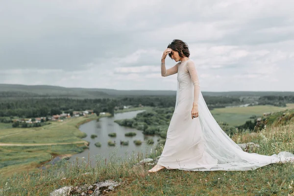 Wesele w górach — Zdjęcie stockowe