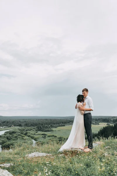 Matrimonio in montagna — Foto Stock