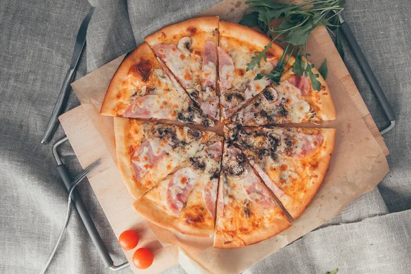 çikolata ile kek pişirme