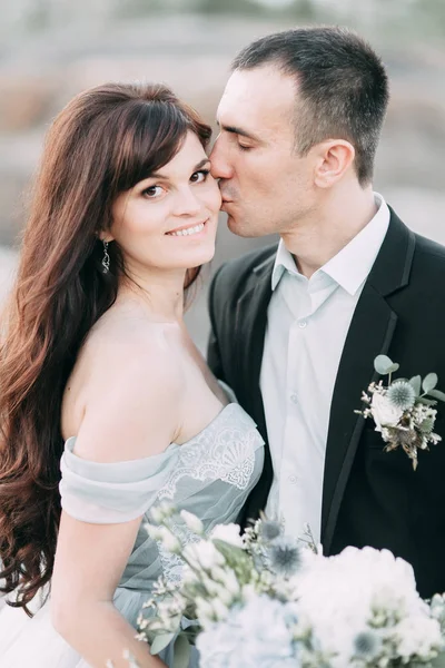 Mystical wedding with owls — Stock Photo, Image