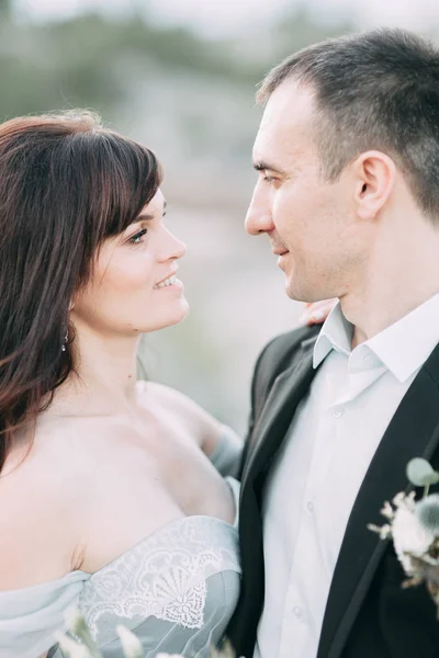 Matrimonio mistico con gufi — Foto Stock