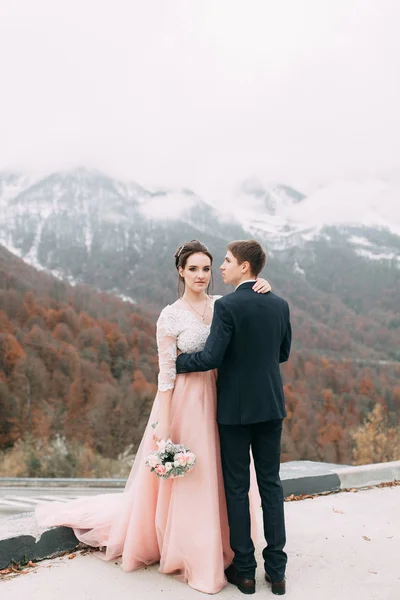 Casamento Moderno Nas Montanhas Sochi Mar Casamento Estilo Europeu Por — Fotografia de Stock