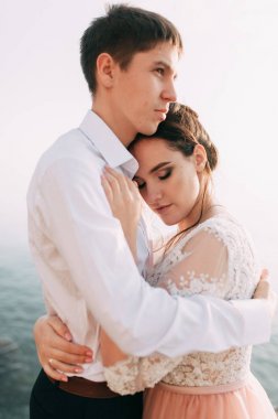 Sochi ve deniz, ca tarafından Avrupa tarzında bir düğün dağlarında modern düğün