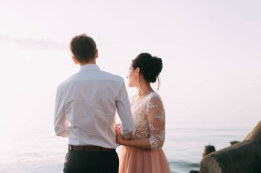 Sochi ve deniz, ca tarafından Avrupa tarzında bir düğün dağlarında modern düğün