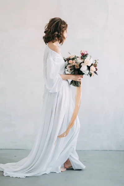 Leichter Frühlingsmorgen Der Braut Skandinavischen Stil Atelier Mit Stilvollem Dekor — Stockfoto