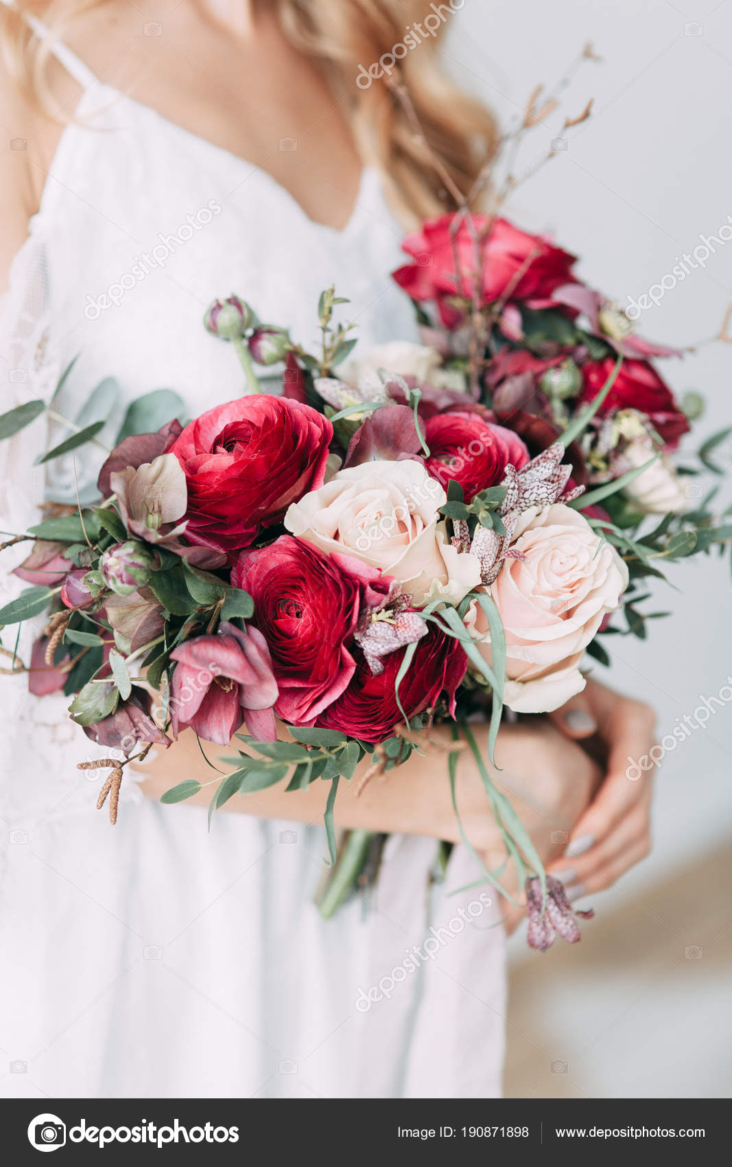 Flower bouquet for red cheap dress