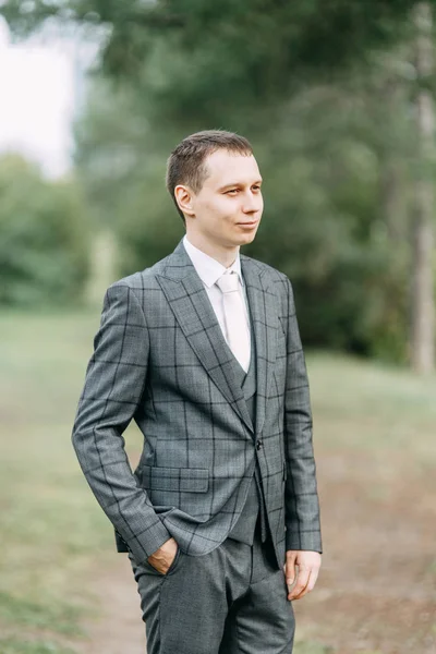 European Wedding Hotel Gathering Groom Interior Studio — Stock Photo, Image