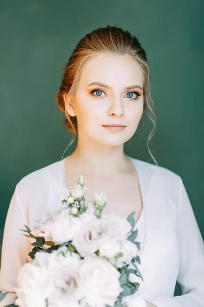 Boudoir Druk Met Een Mooi Meisje Bruid Ochtend Heldere Zonnige — Stockfoto