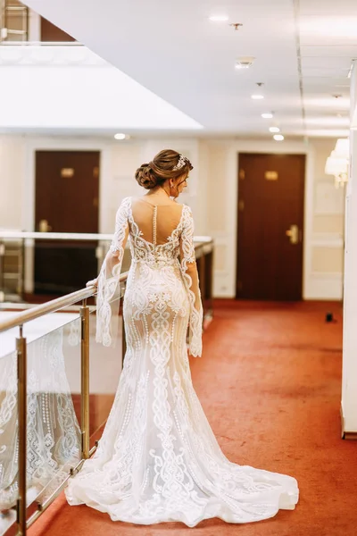 Stilvolle Hochzeit Europäischen Stil Auf Dem Flur Glückliche Braut Hotel — Stockfoto