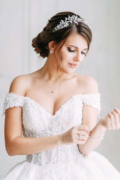 Stilvolle Hochzeit Europäischen Stil Auf Dem Flur Glückliche Braut Hotel — Stockfoto