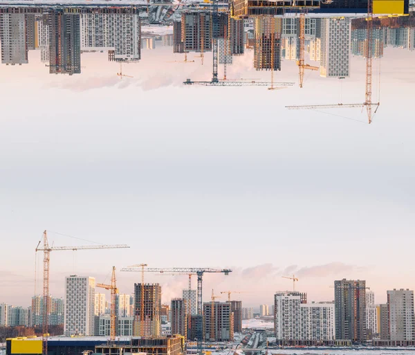 Fundo Simétrico Com Panorama Construção Tarde Construção Moderno Complexo Residencial — Fotografia de Stock
