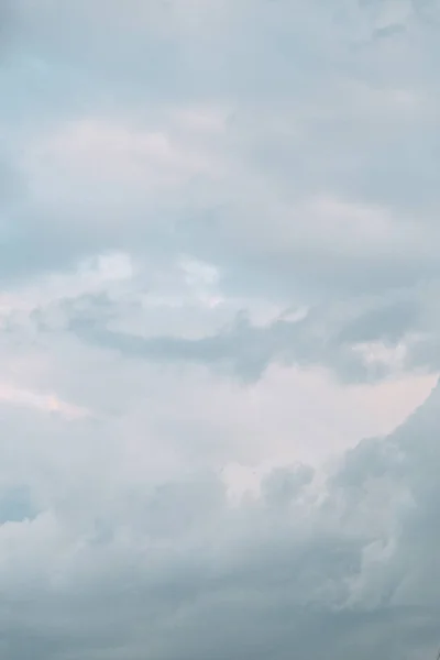 Uniform Background Screensaver Blue Gentle Clouds Dawn — Stock Photo, Image