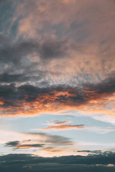 Однорідний Фон Зберігача Екрана Рожеві Блакитні Ніжні Хмари Заході Сонця — стокове фото