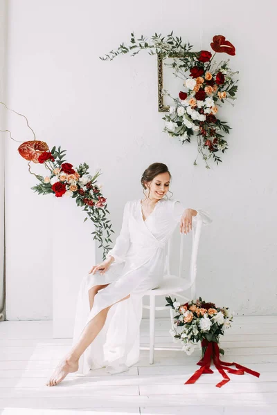 Decoración Boda Roja Rosas Retrato Novia Estilo Las Bellas Artes —  Fotos de Stock