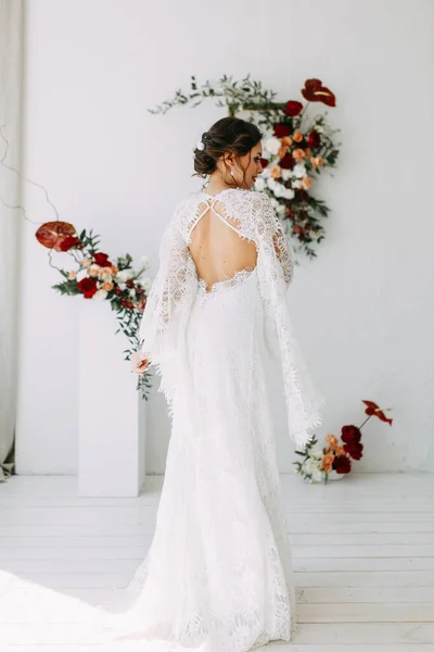 Decor Van Ceremonie Met Rode Rozen Portret Van Bruid Stijl — Stockfoto