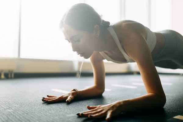 Flexibility Exercises Black Background Stretching Dark Room Rug Beautiful Girl — ストック写真