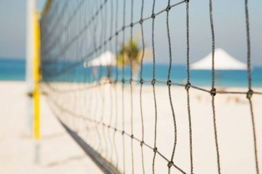 Deniz sahilde voleybol net