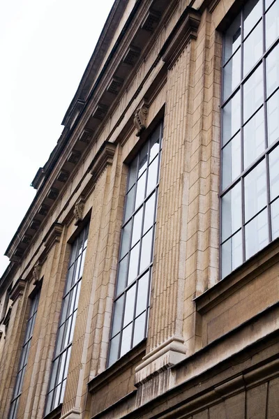 Bir İngiliz tarzı bina cephe