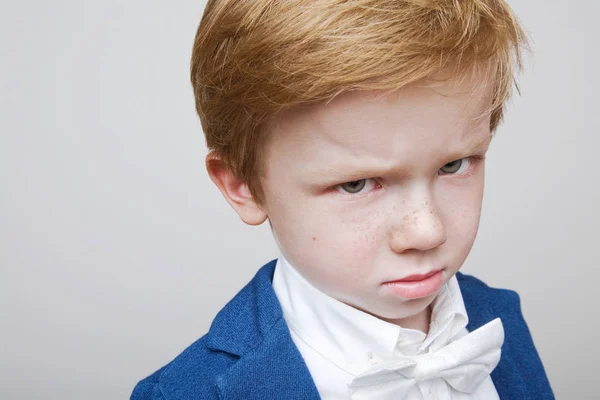 Portrét dítěte špatnou náladu — Stock fotografie