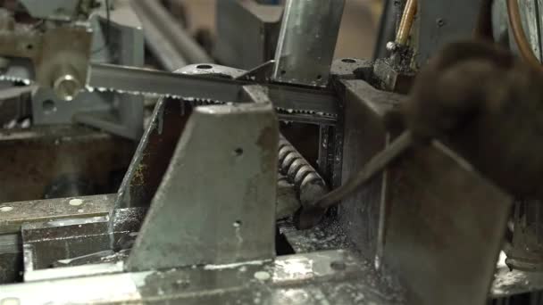 Sıvı Açılı Çelik Çubukları Kesen Makine Açı — Stok video