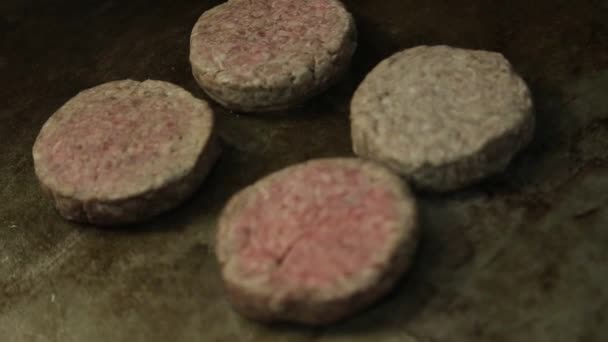 Carne Patty Cottura Paties Manzo Sulla Piastra Angolo Superiore — Video Stock