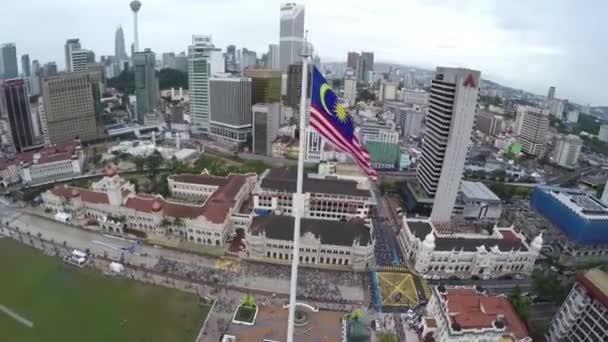 Kuala Lumpur Malásia Merdeka Square Bandeira Malásia Pólo Movendo Esquerda — Vídeo de Stock