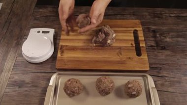 Biftek Patty Hazırlama - 150 gramlık Biftek Topları