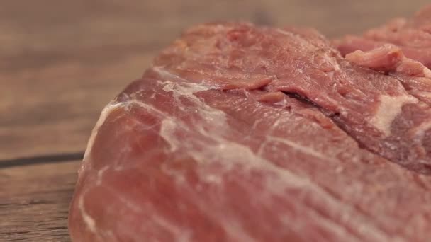 Pedaço Carne Raw Focus Pull — Vídeo de Stock
