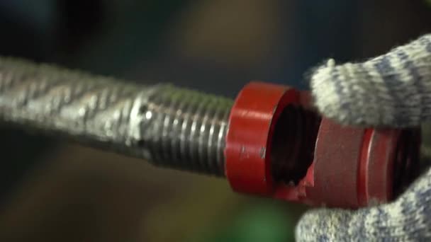 Worker Putting Red Coupler Construction Steel Bar Close — Stock Video