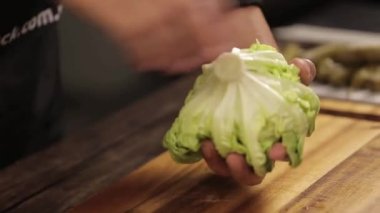 Marul - Tahtada Marul Kesme - Tamamlama Süreci - Yan Açı 2