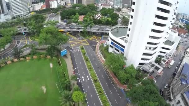 Κουάλα Λουμπούρ Μαλαισία Πλατεία Μερδέκα Κουάλα Λουμπούρ Δρόμοι Και Αυτοκινητόδρομοι — Αρχείο Βίντεο