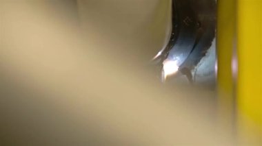 Büyük Borunun Kaynağı - Kaydırıcı - Soldan Sağa