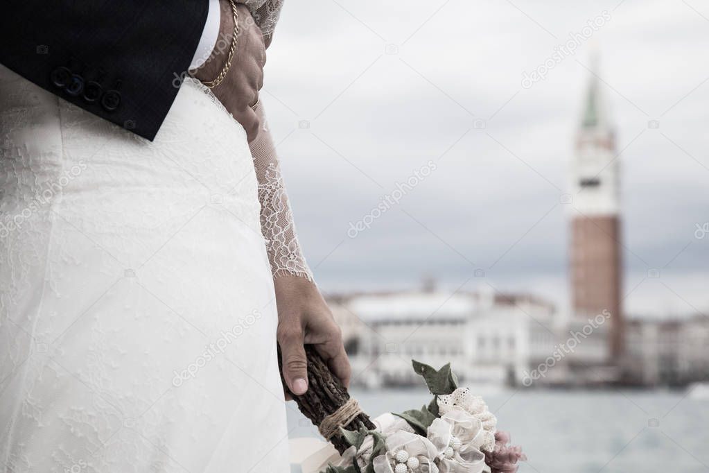 bride and groom in Venice